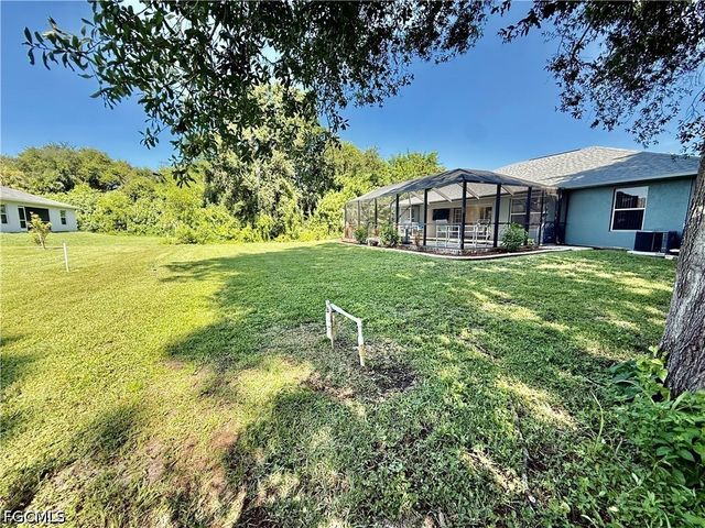 2707 7th ST W, Lehigh Acres, FL 33971