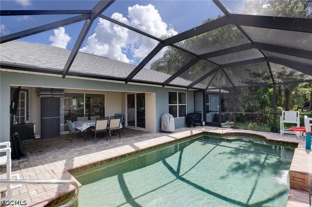 2707 7th ST W, Lehigh Acres, FL 33971