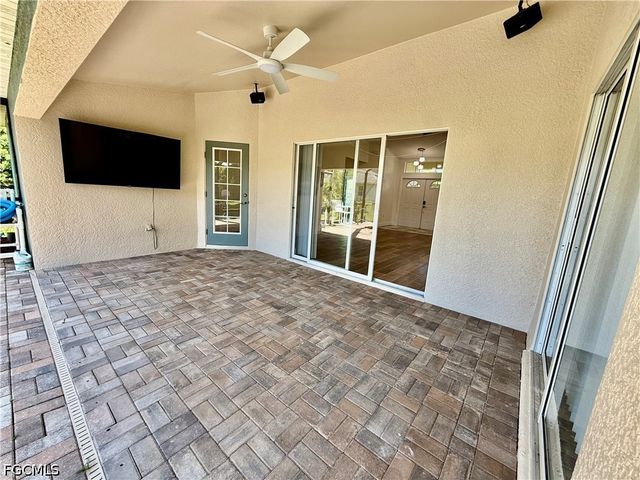 2707 7th ST W, Lehigh Acres, FL 33971