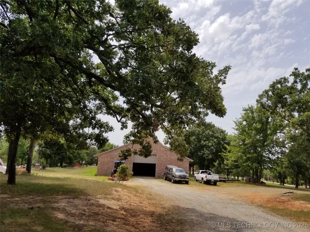 58 Edge Water Road, Eufaula, OK 74432