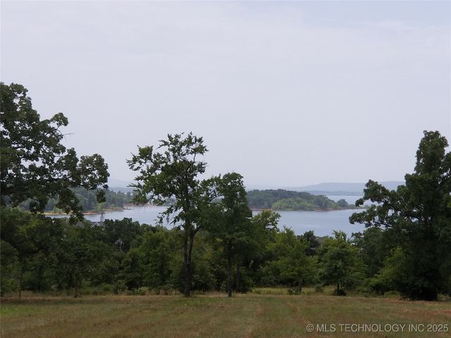 58 Edge Water Road, Eufaula, OK 74432
