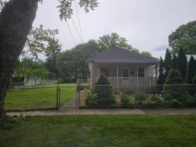 715 Lum Avenue, Kalamazoo, MI 49048