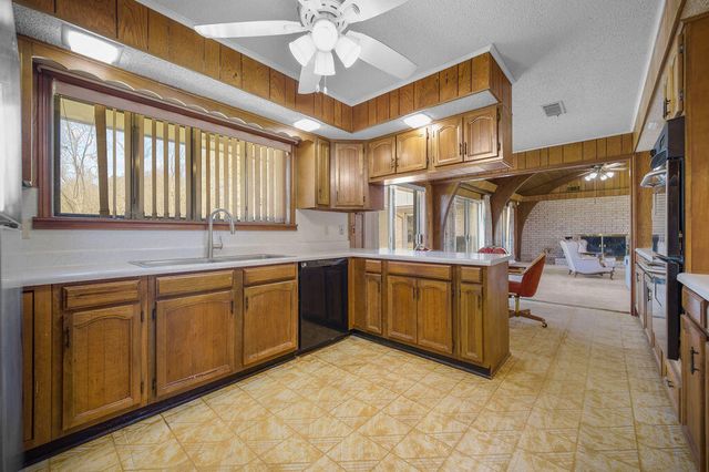 475 EISSMAN ROAD, Leesville, LA 71446