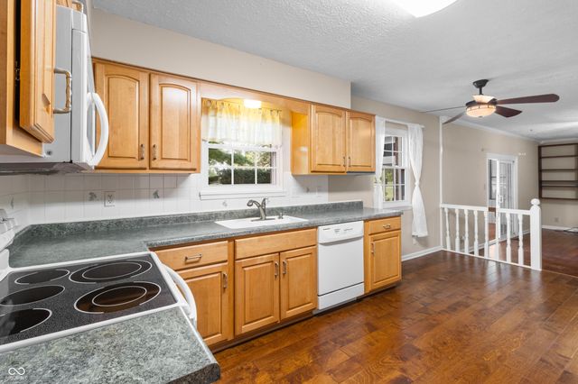 5291 Ridge Hill Way, Avon, IN 46123