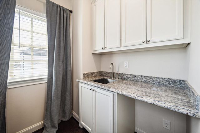 2717 Cohn Street, Houston, TX 77007