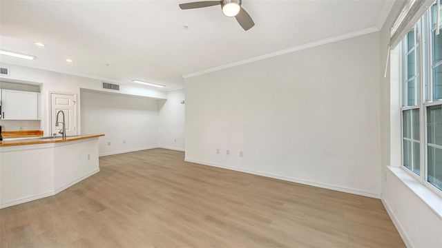 5561 ROSEHILL ROAD 104, Sarasota, FL 34233