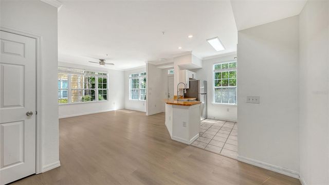 5561 ROSEHILL ROAD 104, Sarasota, FL 34233