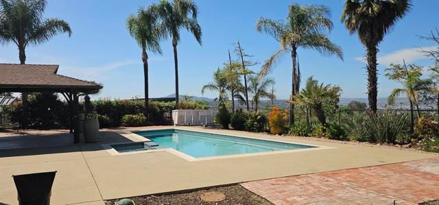 5015 Estates Way, El Cajon, CA 92020