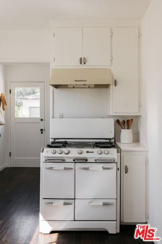 2025 Maycrest Avenue, South Pasadena, CA 91030