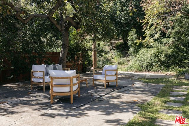 2025 Maycrest Avenue, South Pasadena, CA 91030