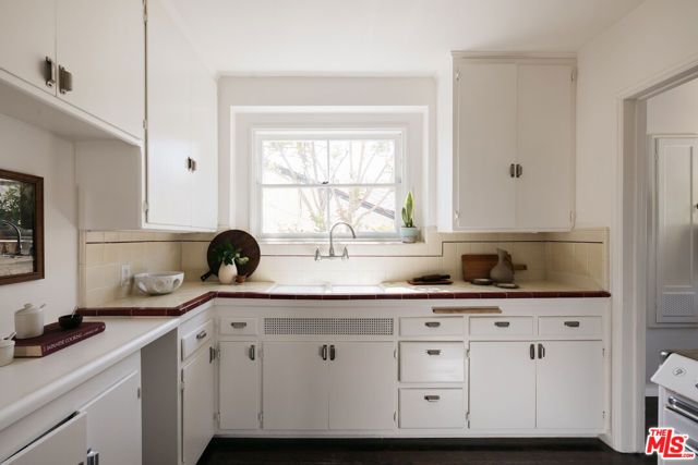 2025 Maycrest Avenue, South Pasadena, CA 91030