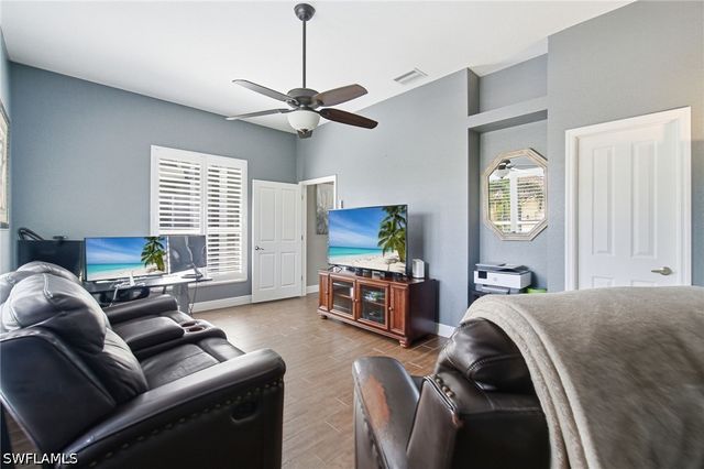 5531 Harborage DR, Fort Myers, FL 33908