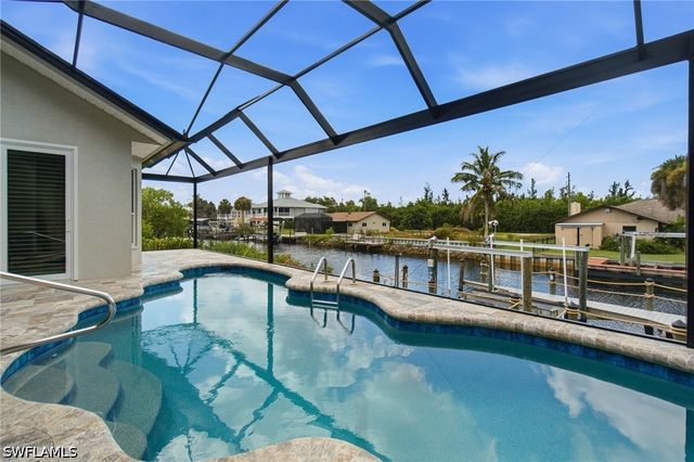 5531 Harborage DR, Fort Myers, FL 33908