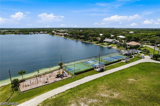 5531 Harborage DR, Fort Myers, FL 33908