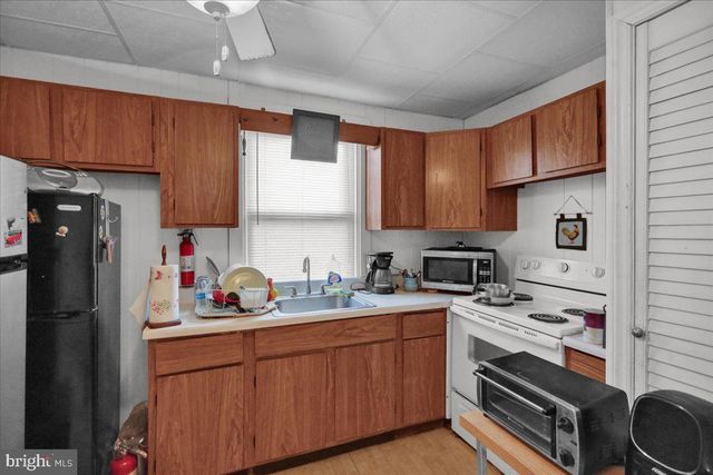 113 S WALNUT ST, Birdsboro, PA 19508