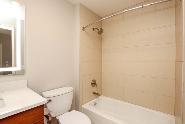 850 N Lake Shore Drive 1310, Chicago, IL 60611
