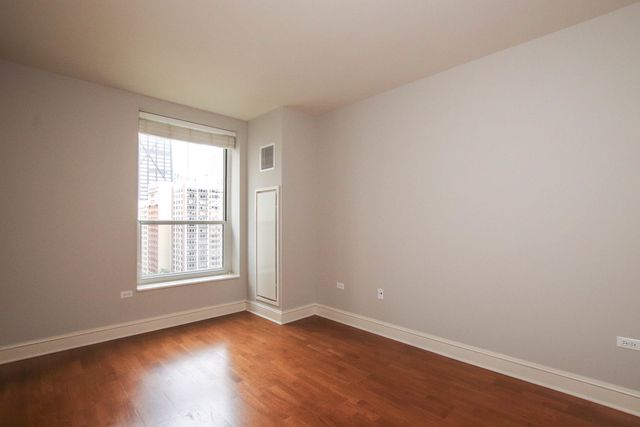 850 N Lake Shore Drive 1310, Chicago, IL 60611