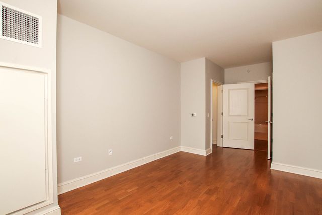 850 N Lake Shore Drive 1310, Chicago, IL 60611