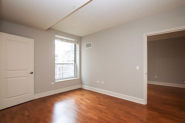850 N Lake Shore Drive 1310, Chicago, IL 60611