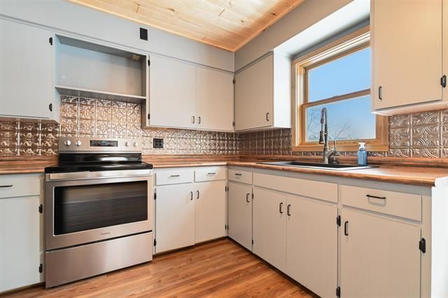 66895 Spider Lake Road, Iron River, WI 54847