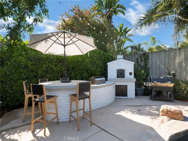 23271 Sylvan, Woodland Hills, CA 91367