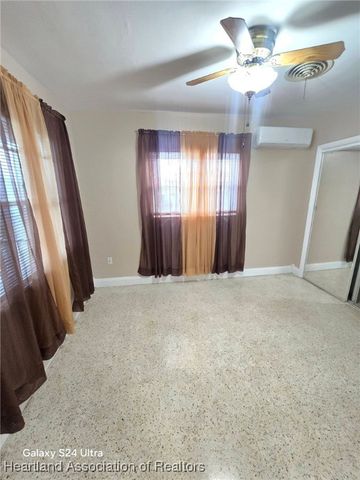 1514 Vicki Drive, Sebring, FL 33870