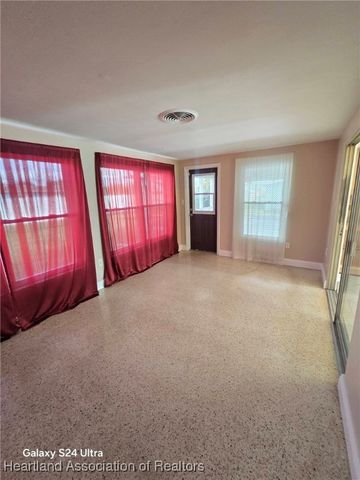 1514 Vicki Drive, Sebring, FL 33870