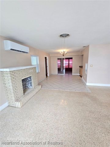 1514 Vicki Drive, Sebring, FL 33870