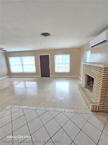 1514 Vicki Drive, Sebring, FL 33870