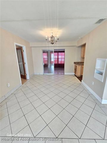 1514 Vicki Drive, Sebring, FL 33870