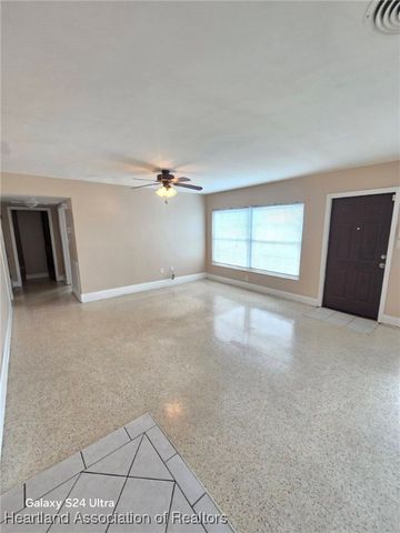 1514 Vicki Drive, Sebring, FL 33870