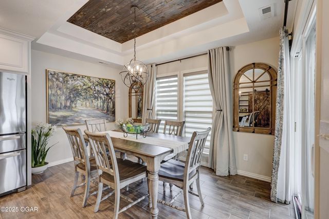 512 Dogwood Trails Loop, Carl Junction, MO 64834