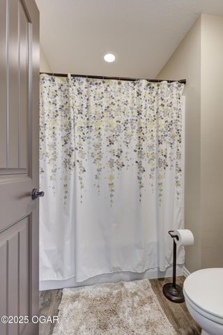 512 Dogwood Trails Loop, Carl Junction, MO 64834