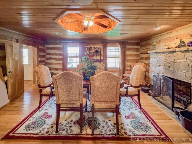 24481 S Manard Road, Fort Gibson, OK 74434