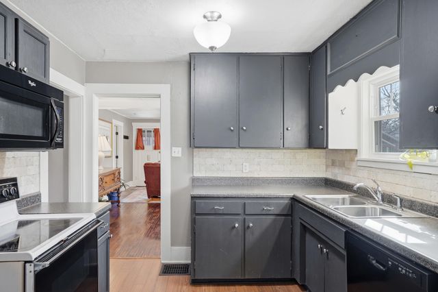 21 ALDEAH AVE, Columbia, MO 65203