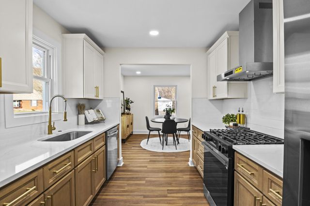 202 Paul Sawyier Drive, Frankfort, KY 40601