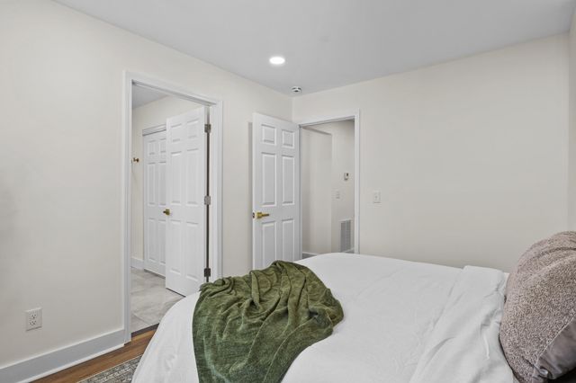 202 Paul Sawyier Drive, Frankfort, KY 40601