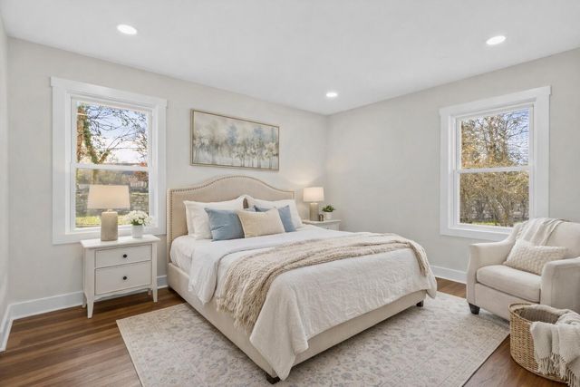 202 Paul Sawyier Drive, Frankfort, KY 40601