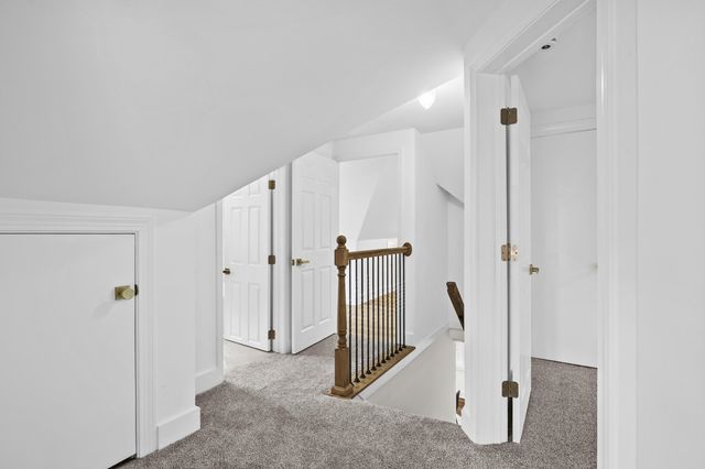 202 Paul Sawyier Drive, Frankfort, KY 40601