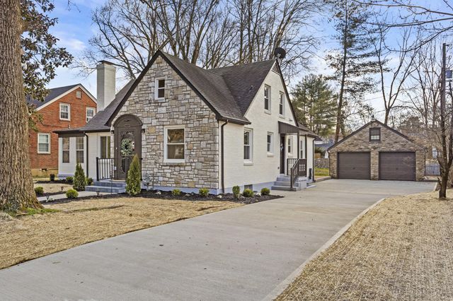 202 Paul Sawyier Drive, Frankfort, KY 40601