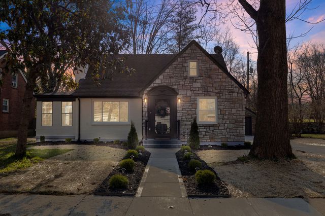 202 Paul Sawyier Drive, Frankfort, KY 40601