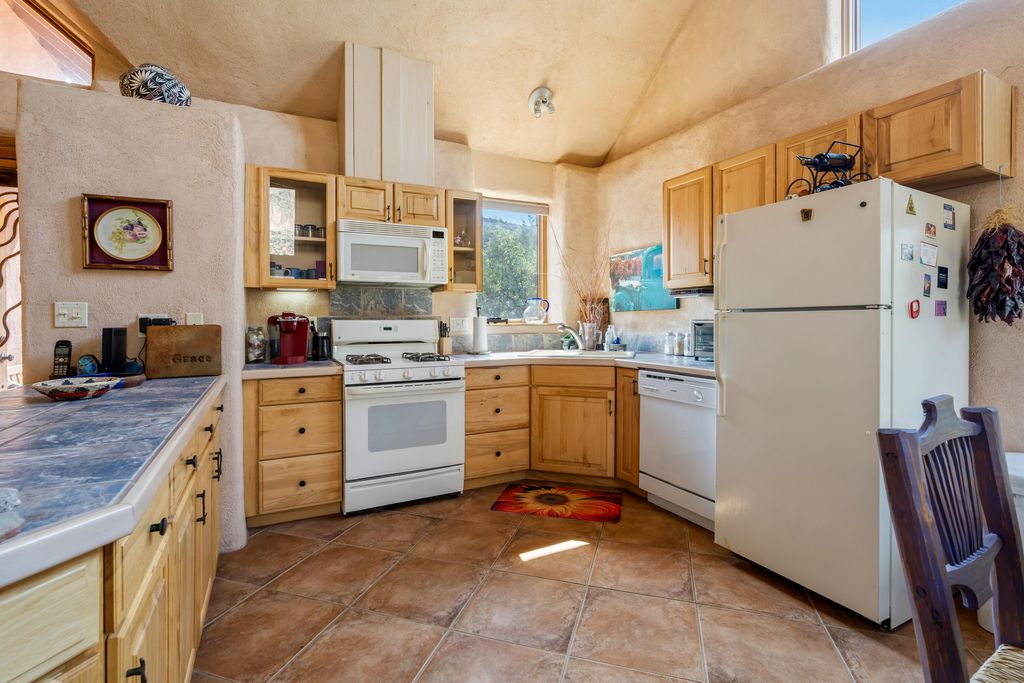 Image 11 of property listing at 467 Madrid Road, Jemez Springs, NM 87025