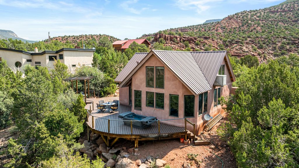 Image 37 of property listing at 467 Madrid Road, Jemez Springs, NM 87025