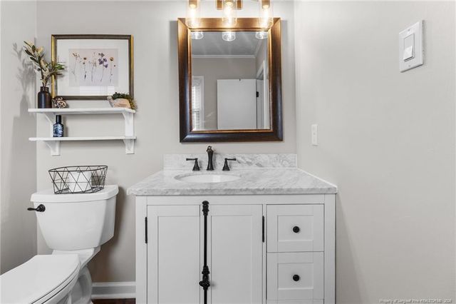 7044 Timbercroft Lane, Fayetteville, NC 28314