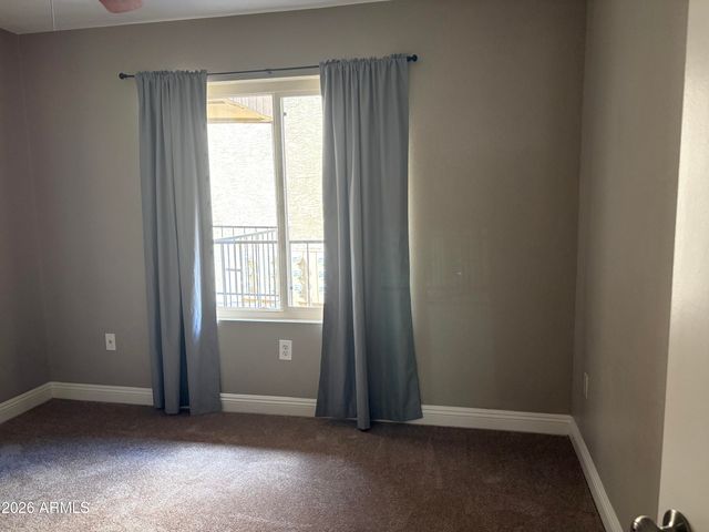 461 W Holmes Avenue 211, Mesa, AZ 85210
