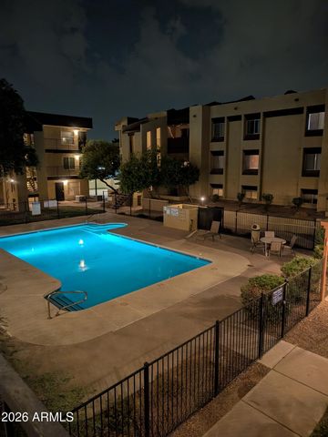 461 W Holmes Avenue 211, Mesa, AZ 85210