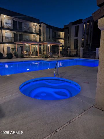 461 W Holmes Avenue 211, Mesa, AZ 85210