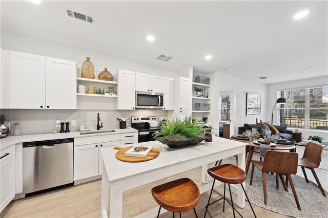 2945 Cumberland SE Mall T-1038, Atlanta, GA 30339