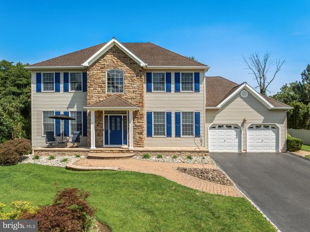 6 CULLEN WAY, Hamilton, NJ 08620