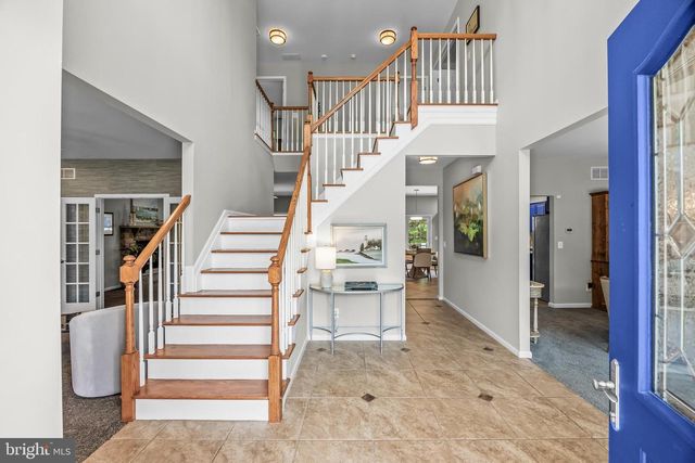 6 CULLEN WAY, Hamilton, NJ 08620